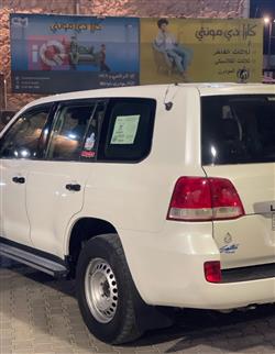 تويوتا لاندكروزر